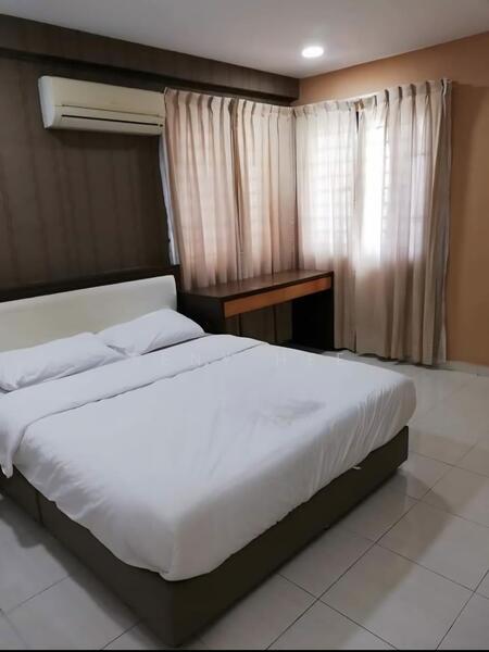 The Embassy (Bangunan Duta Impian) - 4