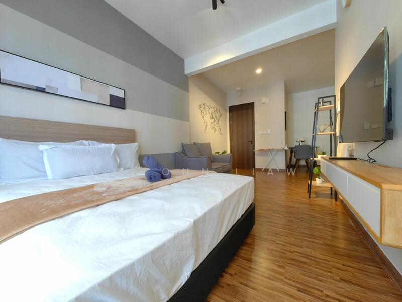 K Avenue - 3