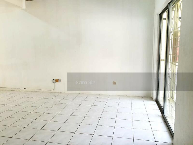 Taman Bukit Serdang Seksyen 11 - 3