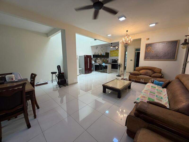 East Ledang Easts Ledangs - 1