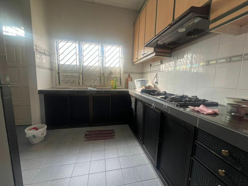 Taman Universiti - 3