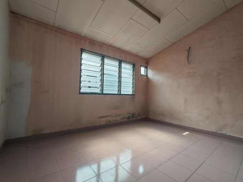Taman Kemuning - 4