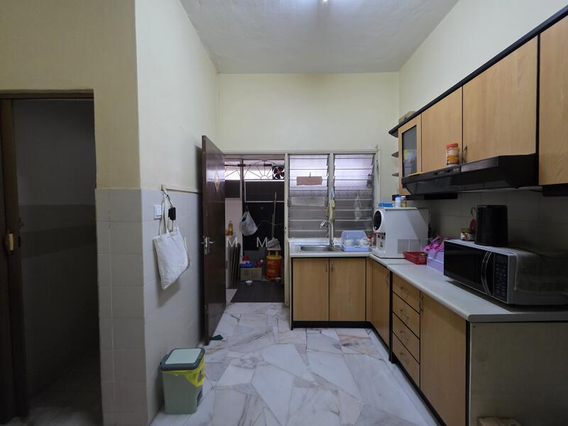 Bandar Sungai Long - 4