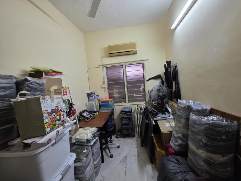 Bandar Sungai Long - 3