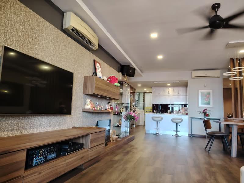 Ara Hill Condominium - 1