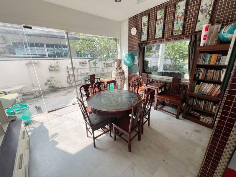 Taman Johor Jaya - 5