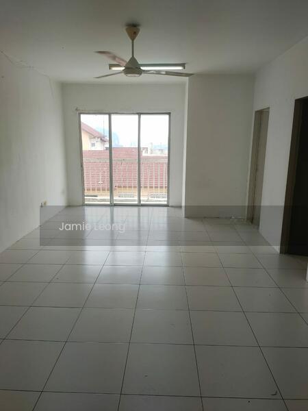 Lakeview Apartments - 3