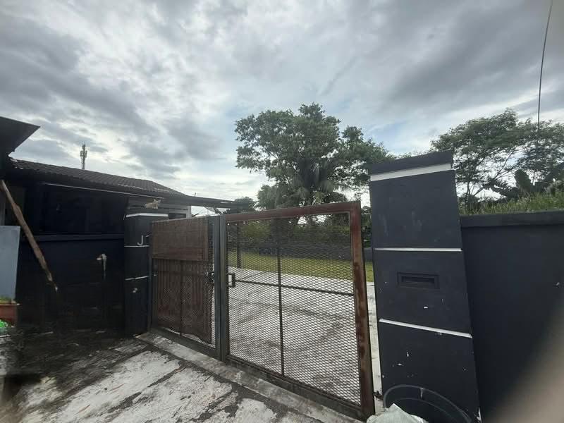 Taman Universiti - 1