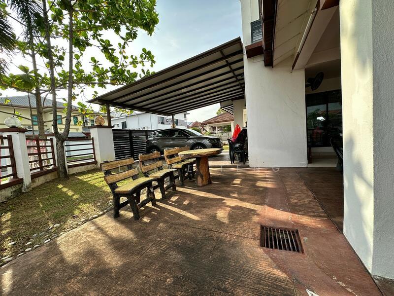 Bandar Bukit Tinggi 2 Butterfly Park Corner 2.5sty Superlink - 2