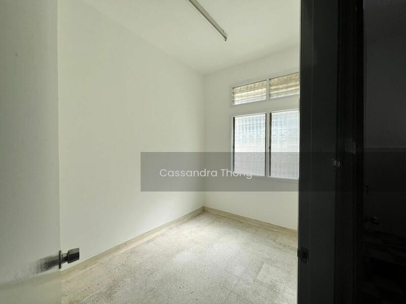 Medan Damansara, Setiabistari - 4