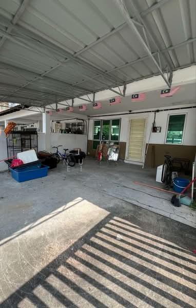 Bandar Saujana Putra BSP 8 - 3