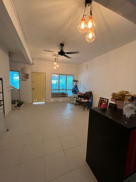 Bandar Saujana Putra BSP 8 - 4