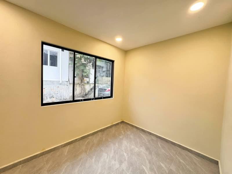 Taman Flora Heights - 3