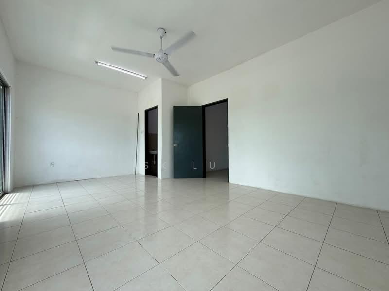 Taman Scientex Rawang - 5
