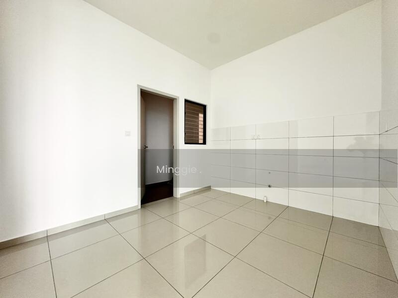 Waterside Residence - 4