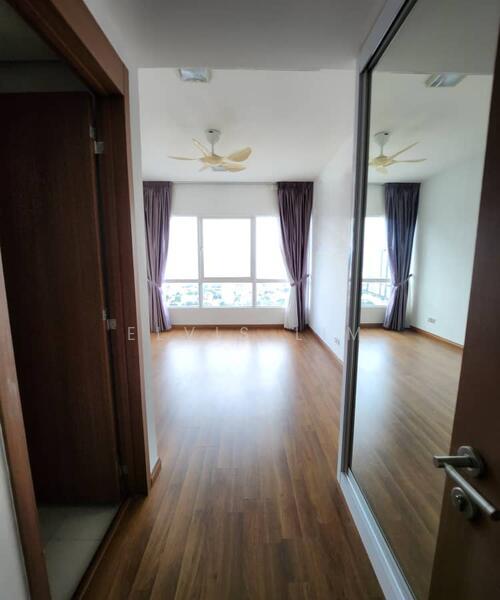 Central Park condominium - 2