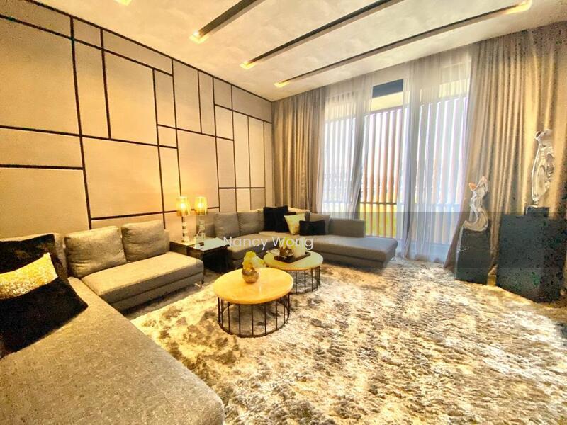 Sendayan Bungalow 7800sqftSwimming Pool Fit FOR Retirement Only RM620k - 2