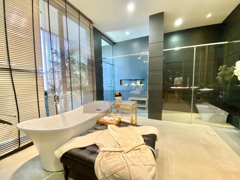 Sendayan Bungalow 7800sqftSwimming Pool Fit FOR Retirement Only RM620k - 5