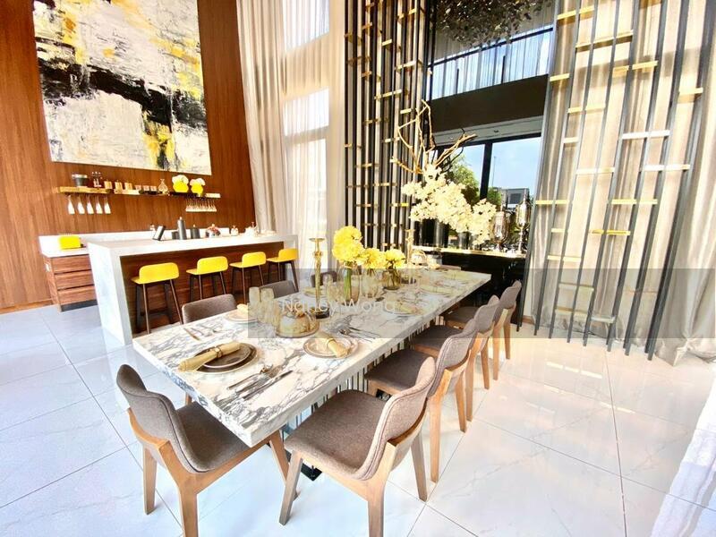 Sendayan Bungalow 7800sqftSwimming Pool Fit FOR Retirement Only RM620k - 3