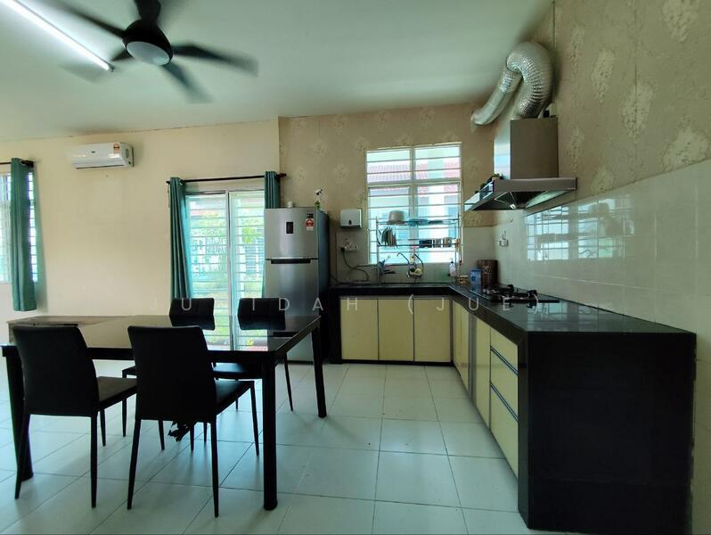 Bandar Tasik Senangin Mahkota Hills - 4