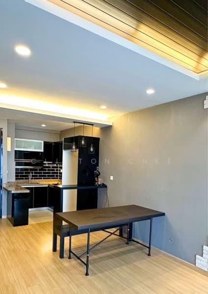 Wellesley Residences - 4