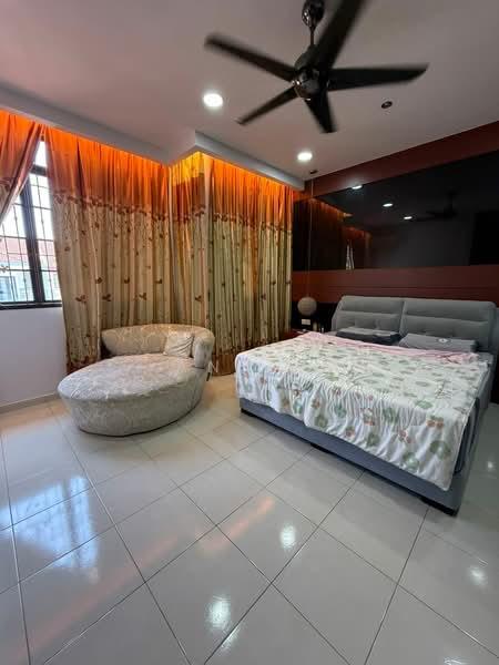 Taman bukit Indah - 3