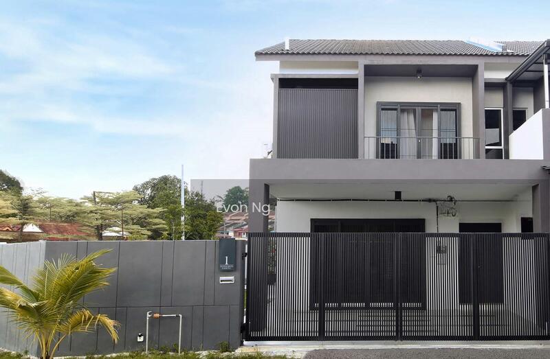 Seremban 2 South!! Corner Bumi Rm650k!! full loan - 1