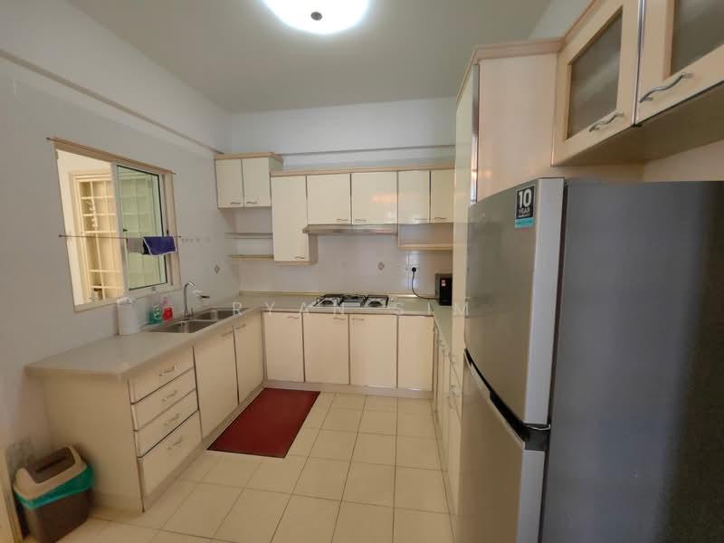 Gold Coast Resort Condominium - 3