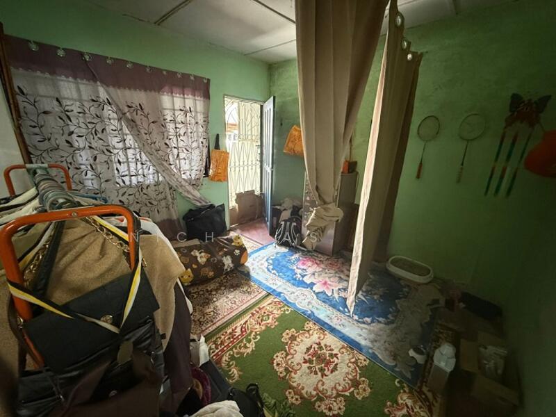 Single Storey Inter Corner House at Bercham - 5