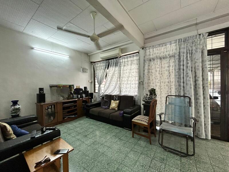 Double Storey Terrace Timber Flooring @ Island Park Greenlane - 2