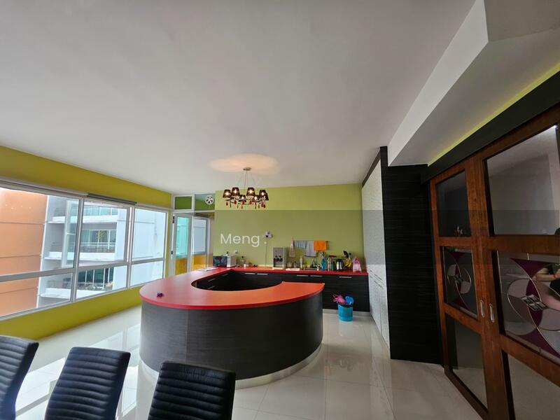 Central Park condominium - 3