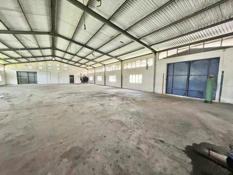 Tampoi Tampoi Tampoi Tampoi - 2