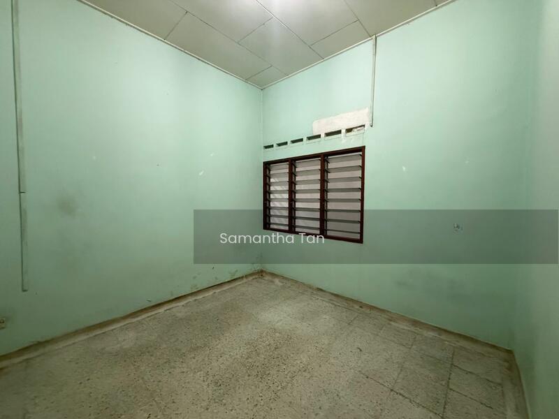 Taman Pelangi Single Storey Terrace House - 5