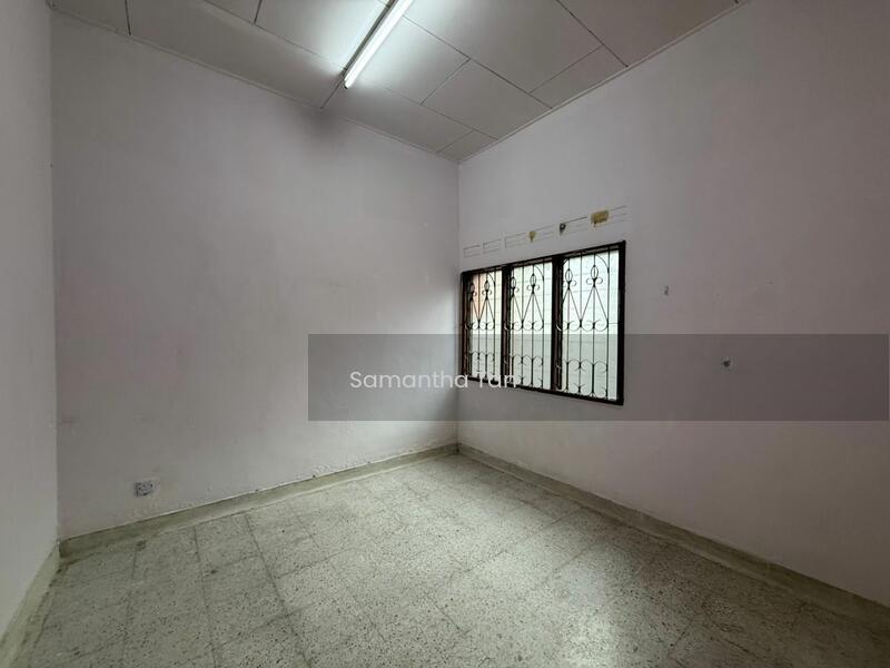 Taman Pelangi Single Storey Terrace House - 2