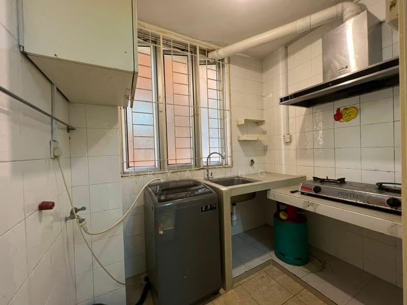 Platinum Hill PV 6 - 3