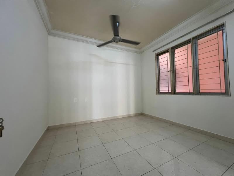 Platinum Hill PV 6 - 4