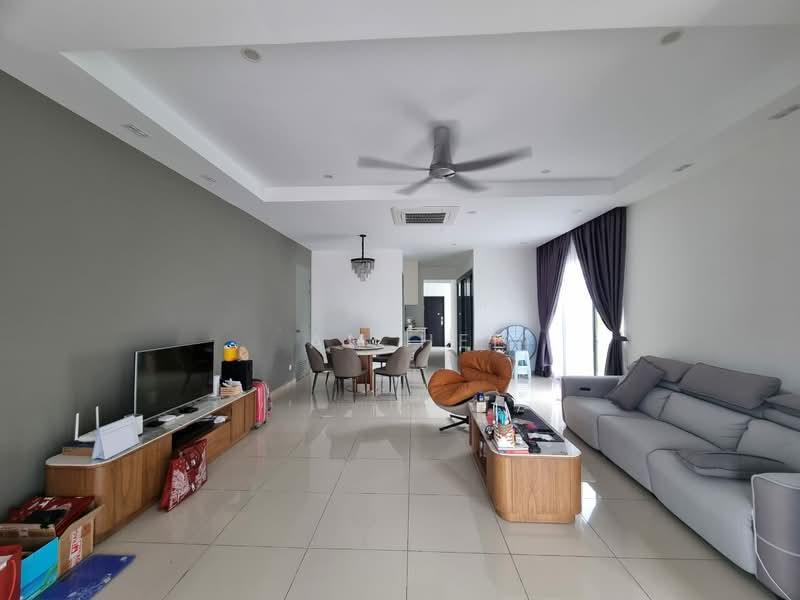 Residensi Lambaian Dua - 1