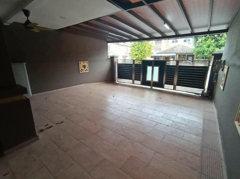 BUKIT INDAH BANDAR NUSAJAYA - 1