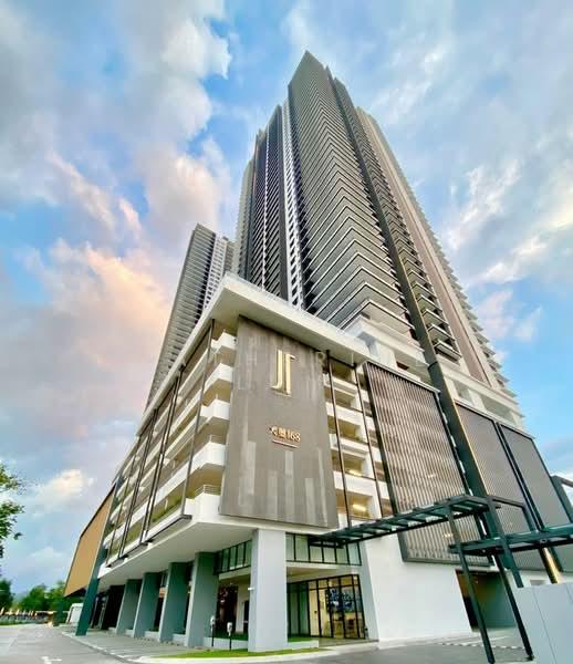 Jesselton Twin Towers - 2