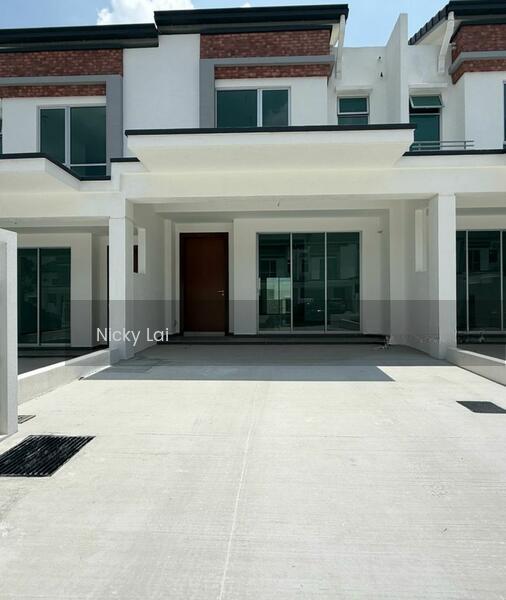 illaria Hillside Homes , Gamuda Gardens - 1