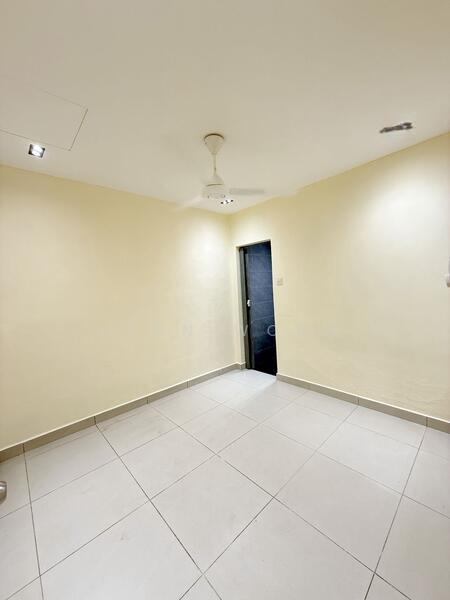 Taman Ungku Tun Aminah - 4