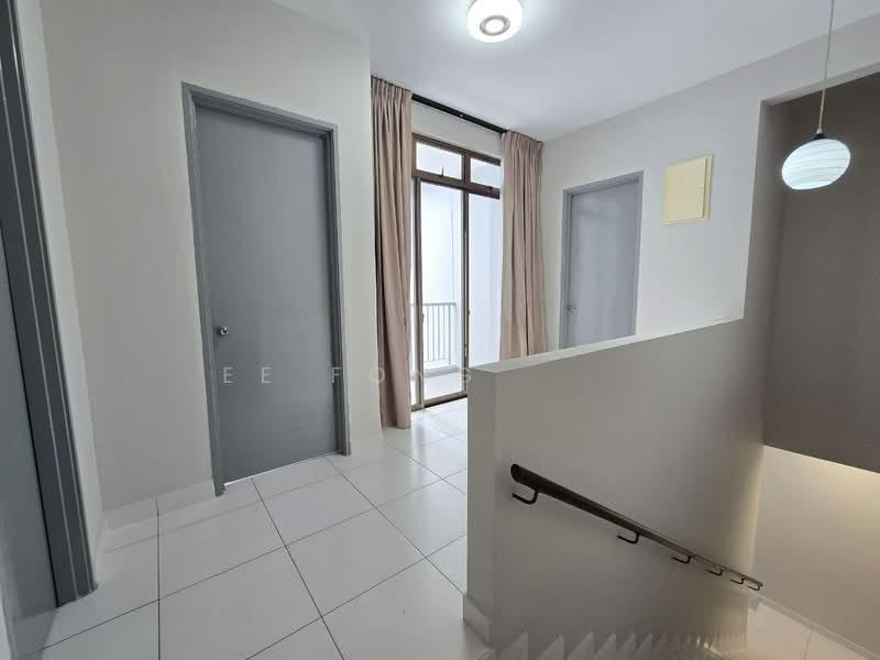 Setia Tropika Setias Tropikas - 5