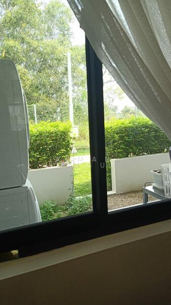 Maple Residence @ Laman View - 3