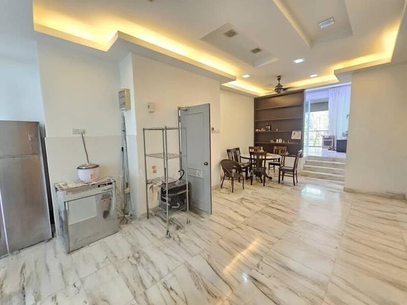 Bayan Villa, Seri Kembangan - 1