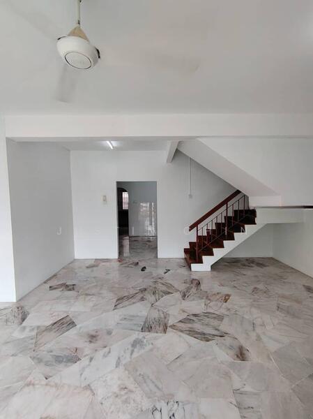 Taman Puncak Jalil - 1