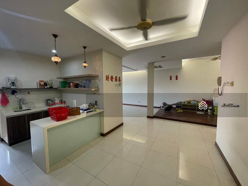 Terrace house at SierraMas - 4