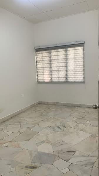 Taman Kinrara Seksyen 1 - 5