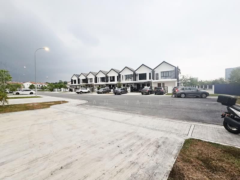 Avis 2 Alam Sari - 2
