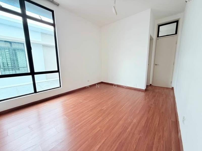 Garden Villas, Bukit Indah - 3