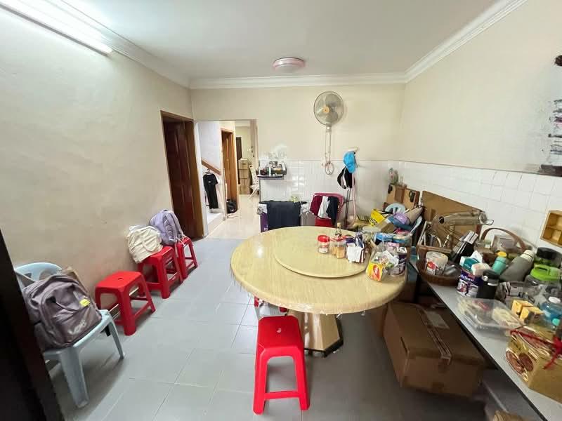 Molek Molek Moleks - 4